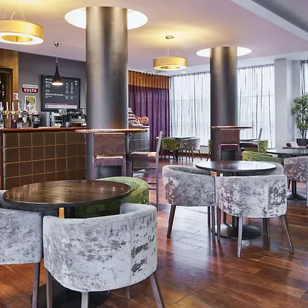 Leonardo Hotel Swindon-3