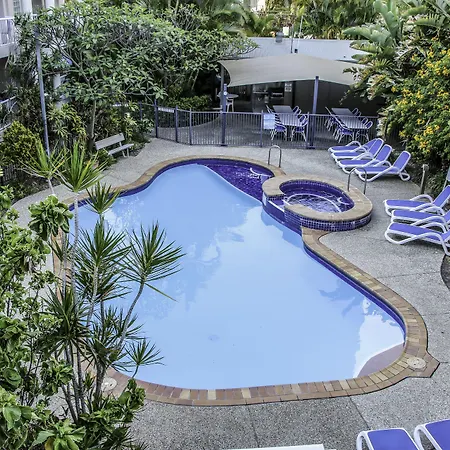 Surfers Beach Holiday Apartments-3