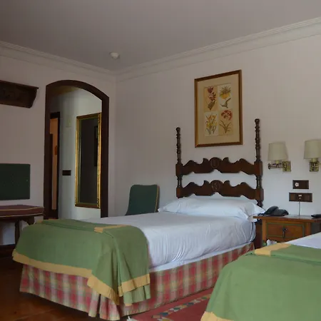Parador De Gredos-2