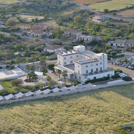 Pietre Nere Resort & Spa-3