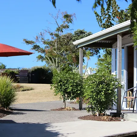 Pauanui Pines Motor Lodge-3
