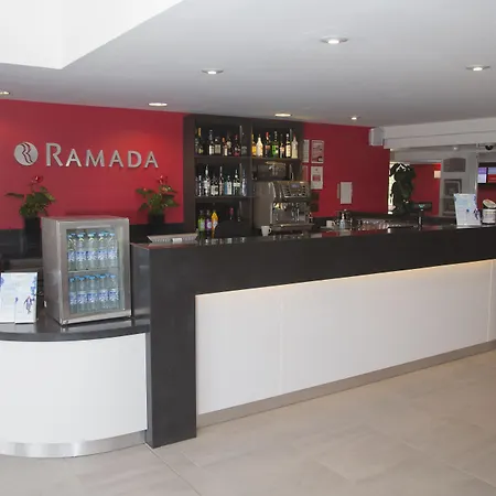Ramada Cambridge-2