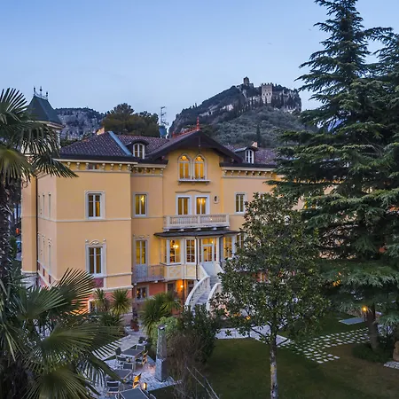 Villa Italia Luxury Suites&Apartments-3