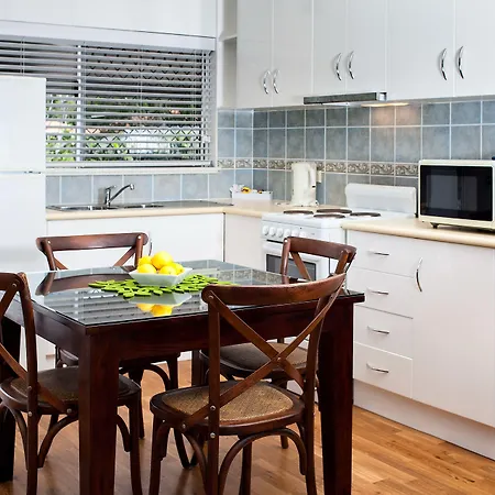 Clifton Sands Holiday Units-3