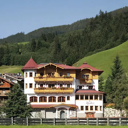 Alpenherz Hotel Garni-3