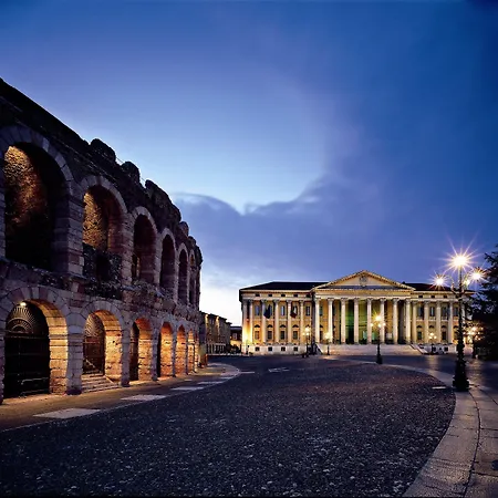 Escalus Luxury Suites Verona-3