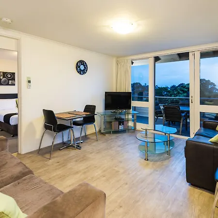 Horizon Holiday Apartments-2