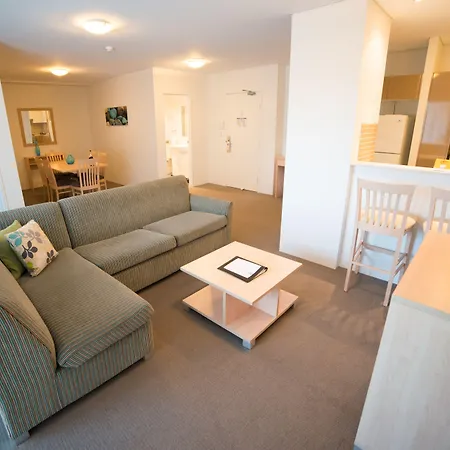 Quality Suites Pioneer Sands-2