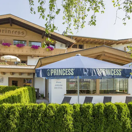 Princess Bergfrieden-3