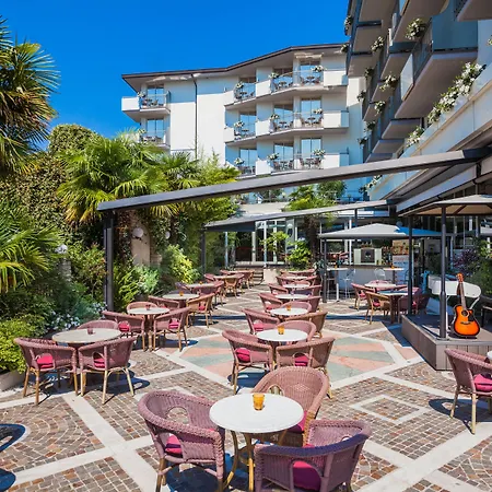 Hotel Continental - TonelliHotels-2