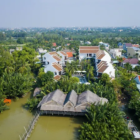 Hoi An Coco River Resort & Spa-3