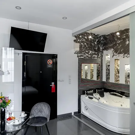 Komorowski Luxury Guest Rooms-3