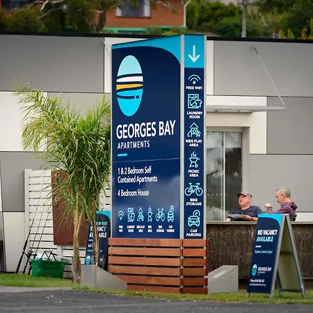 Georges Bay Apartments-3