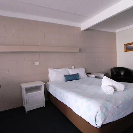 Mayfair Motel-2
