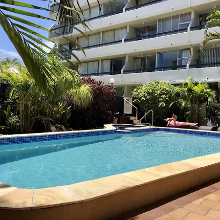 Hi Ho Beach Apartments On Broadbeach-3