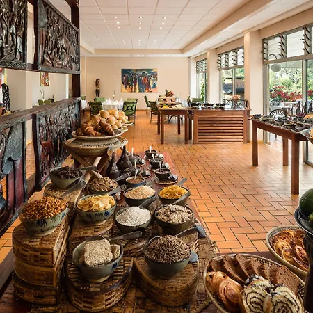 Hotel des Mille Collines-2