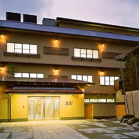 Gion Ryokan Karaku-3