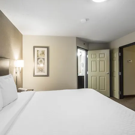 Quality Inn & Suites Thompson-2
