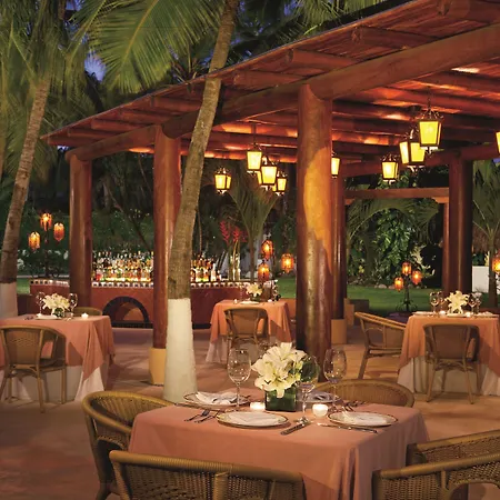 Sunscape Dorado Pacifico Ixtapa Resort & Spa-2