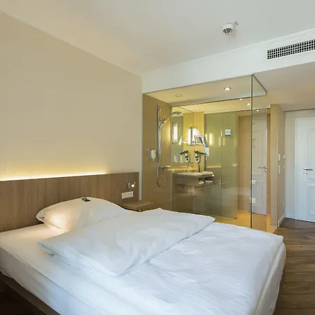Hotel Vier Jahreszeiten Lübeck-3