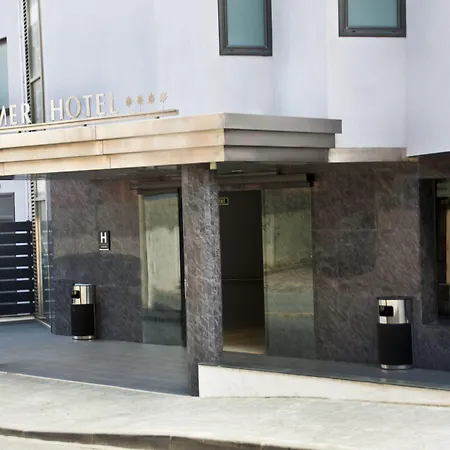Summer Hotel-2