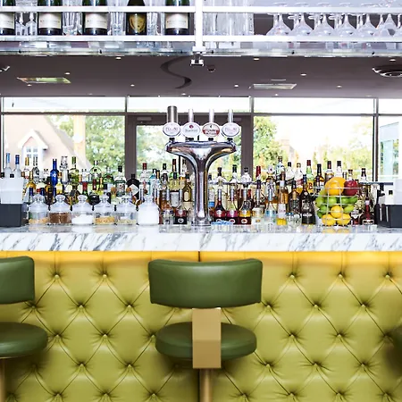 Harbour Hotel & Spa Guildford-2