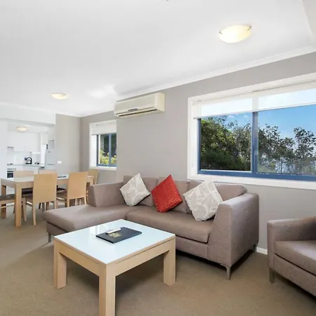 South Pacific Apartments Port Macquarie-3