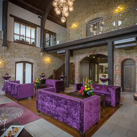 Cavan Crystal Hotel-3
