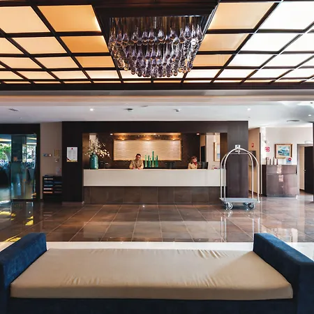 Hotel Riu Bravo-3