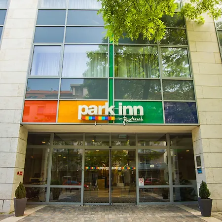 Park Inn By Radisson Budapest-3