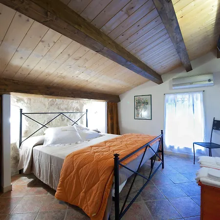 Le Case Dello Zodiaco albergo diffuso-3