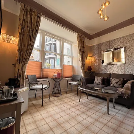 Bowness Bay Suites (Adults Only)-3
