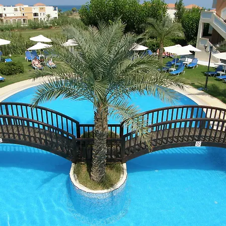 Selini Suites & Waterpark-3