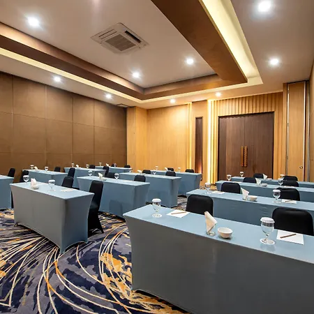Oakwood Hotel & Apartments Taman Mini Jakarta-3