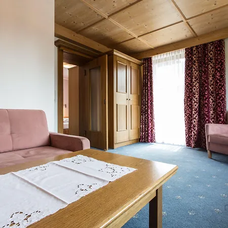 Hotel Solstein-3