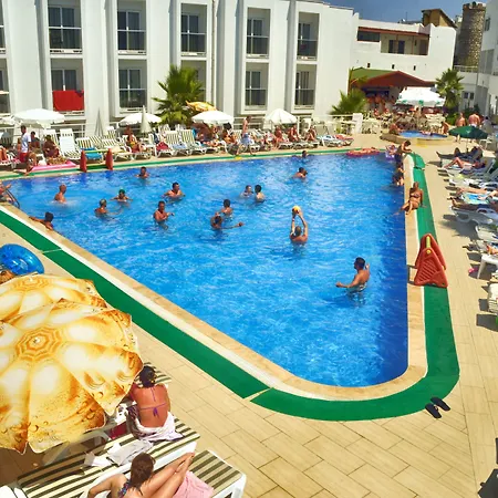 Club Shark Hotel-3