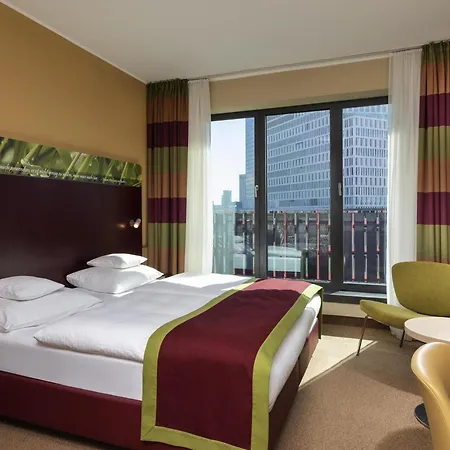 Moevenpick Hotel Frankfurt City Messe-3
