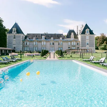 Chateau De Jalesnes-3