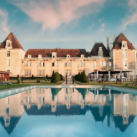 Chateau De Jalesnes-2