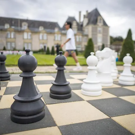 Chateau De Jalesnes-2