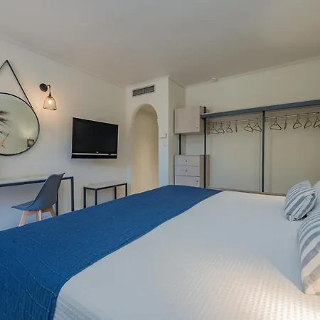 Phoenix Beach Hotel-2