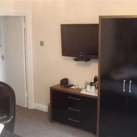 The Fawley Guest House-3