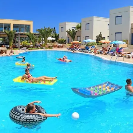 Meropi Hotel & Apartments-3