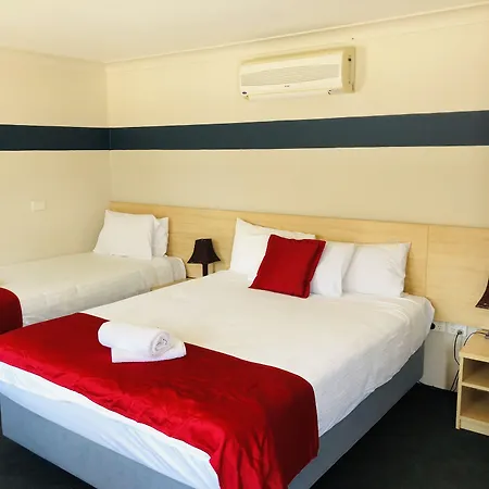 Red Cedar Motel-3