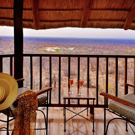 Victoria Falls Safari Lodge-3