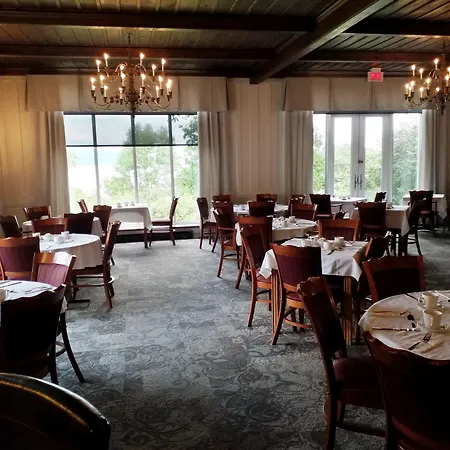 Hôtel le Manoir Baie-Comeau-2