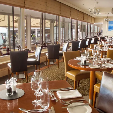 Sandbanks Hotel-2