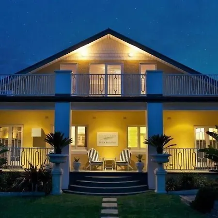 Plantation House At Whitecliffs Bed And Breakfast-3
