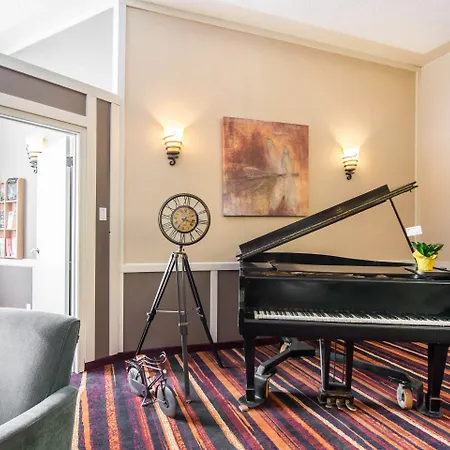 Quality Hotel-2
