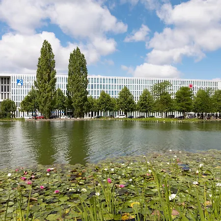 H4 Hotel München Messe-3